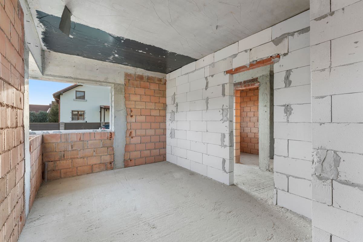 Contemporary Living Decor