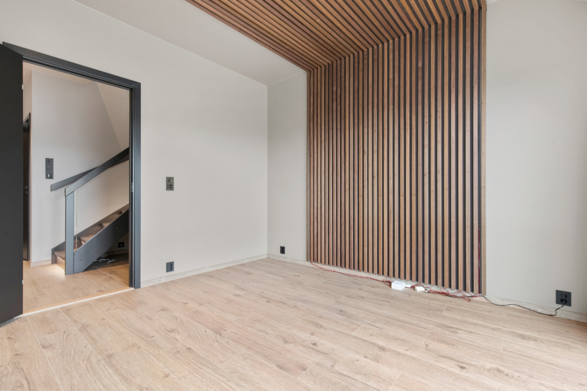 Photorealistic Bedroom Staging